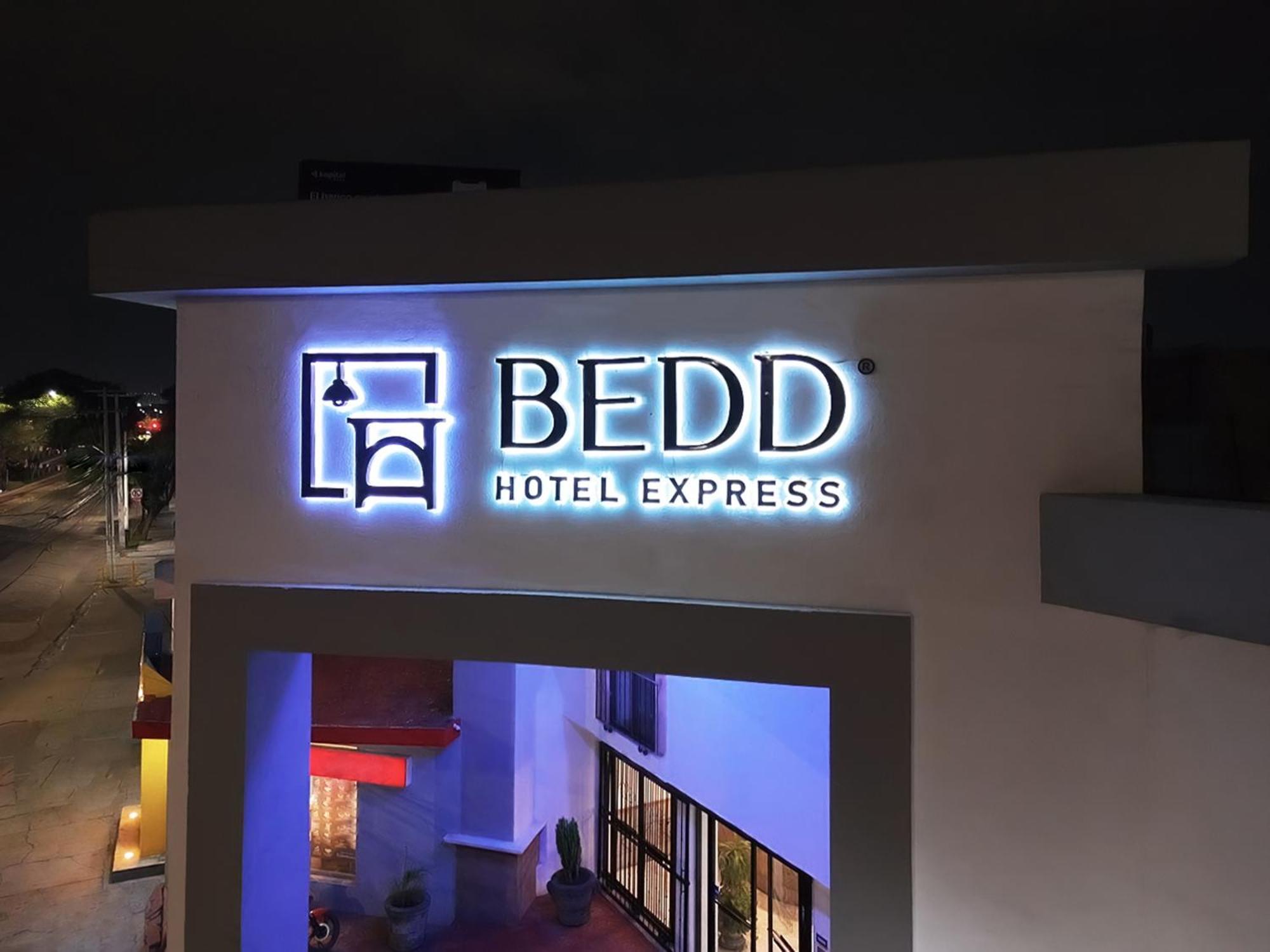Hotel Bedd Express ケレタロ エクステリア 写真