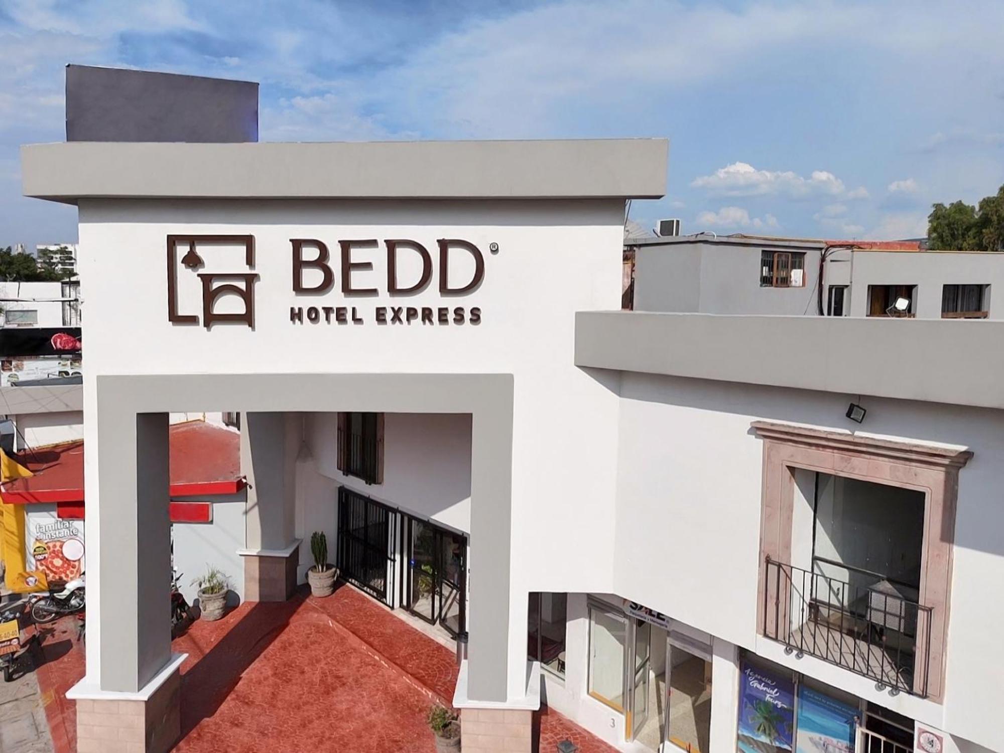 Hotel Bedd Express ケレタロ エクステリア 写真